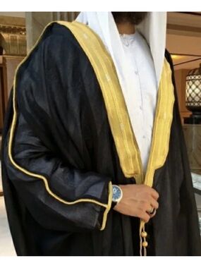 Mens Black Bisht Cloak Gold Trim Arab Kaftan Abaya Sheikh Robe Oversized NWOT